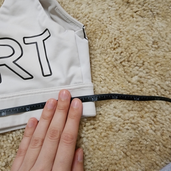 Victoria's Secret Sports Bra XS off white color - Picture 3 of 8